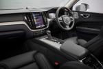Volvo XC60 D4 Inscription 2017 года (UK)
